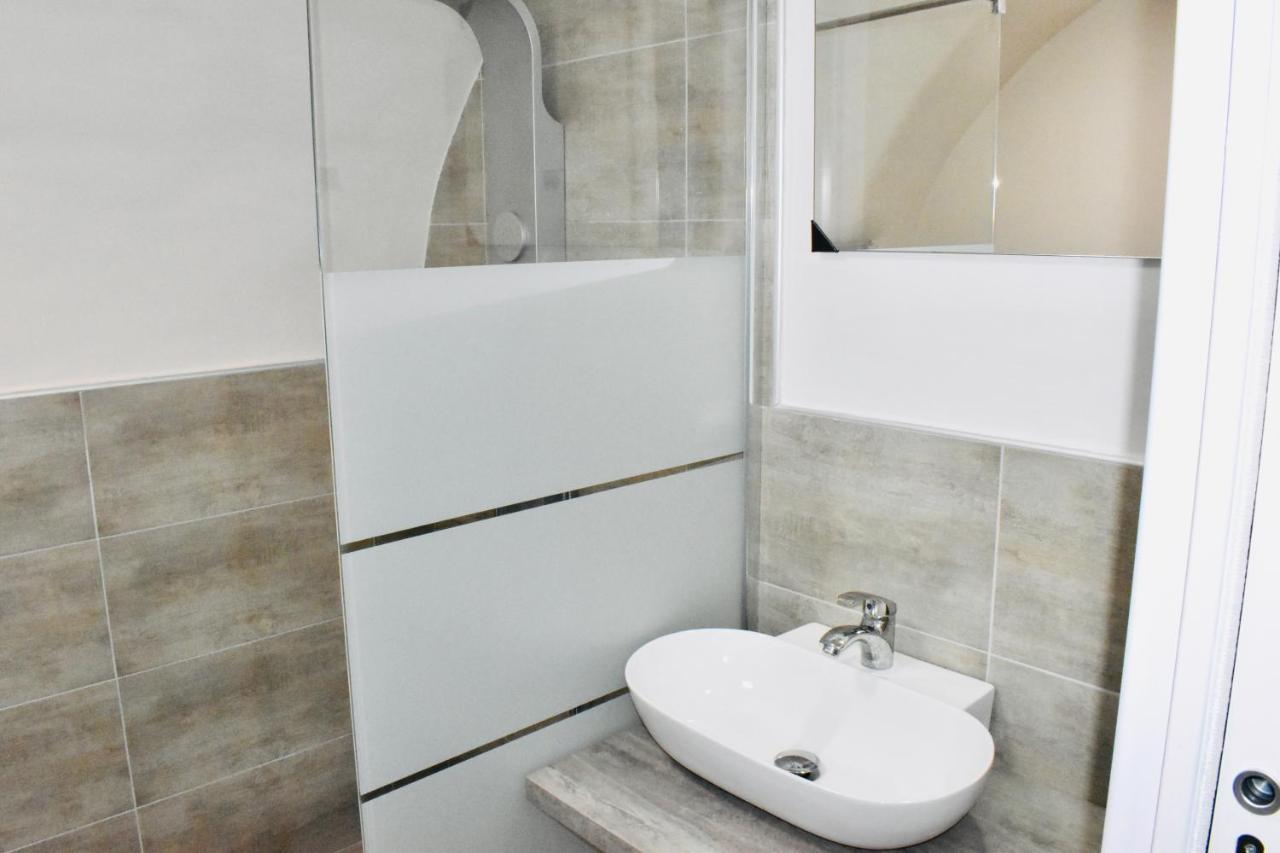 Miral One Bari Exterior foto