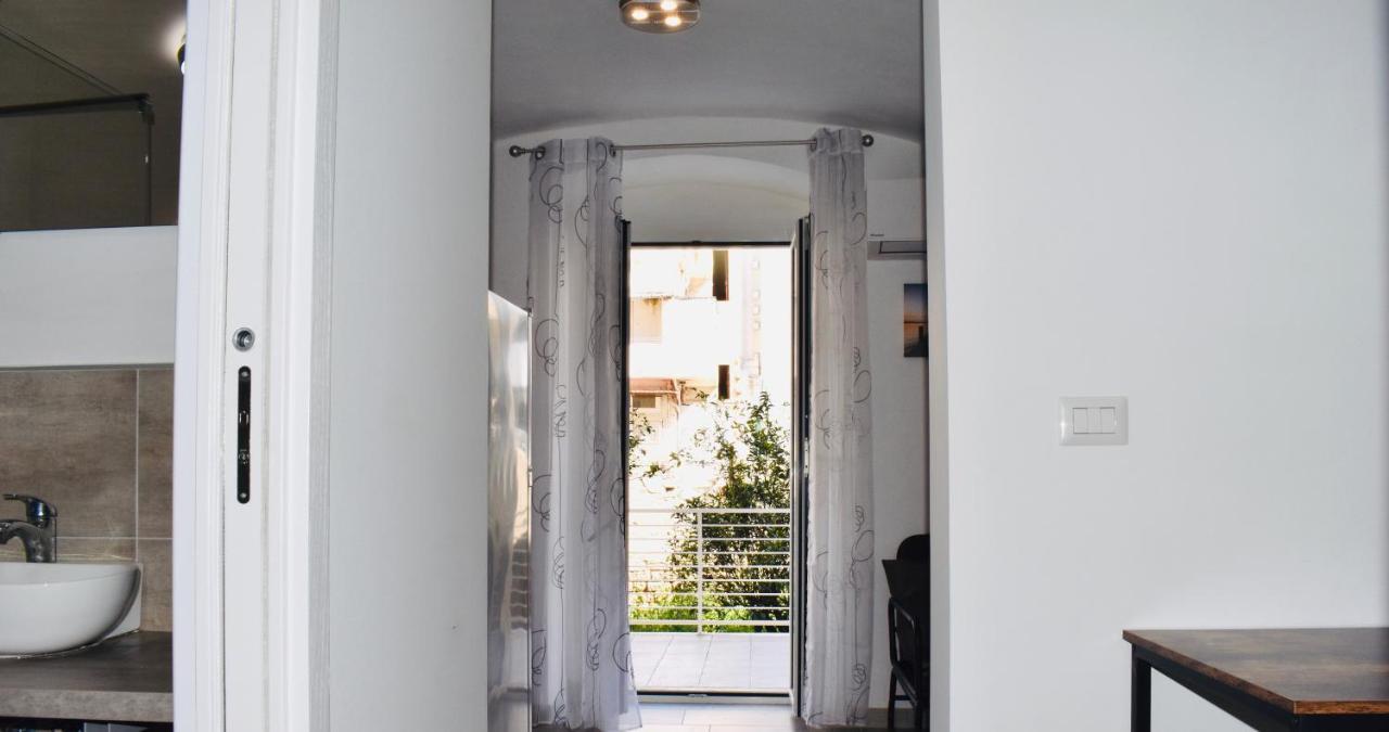 Miral One Bari Exterior foto