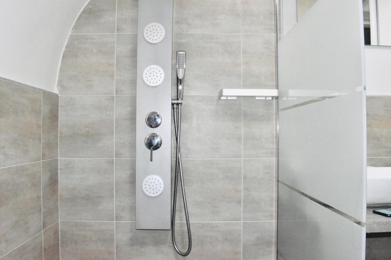 Miral One Bari Exterior foto